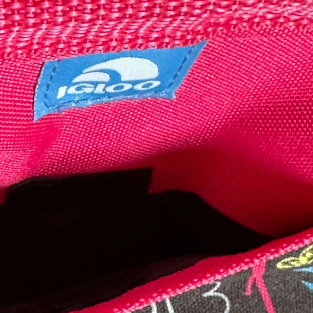 IGLOO Insulated Lunch Bag Cooler Bag Purse Back-to-School Girl Power NWT